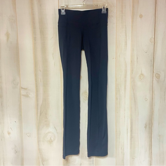 Athleta Pants - Athleta Black Yoga Textured Pants Stripe Sz XS